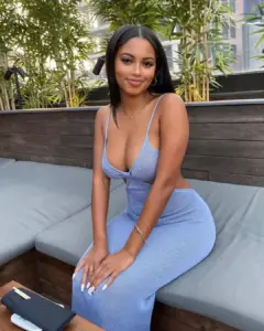 LatinWomanLove image 2